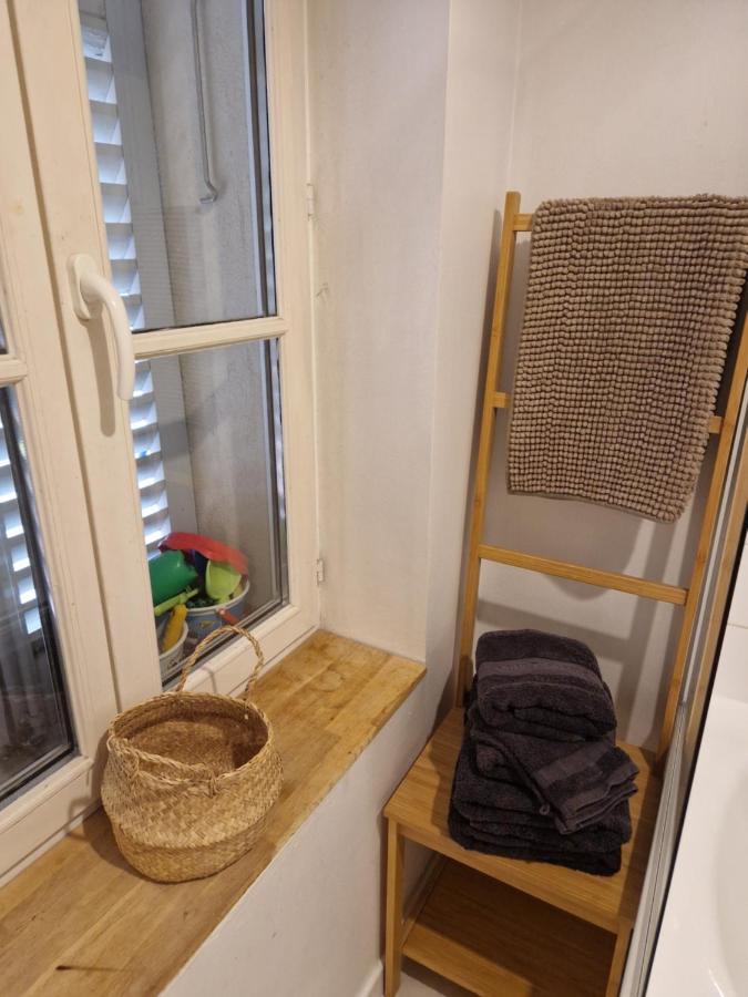 2 Pieces Dans Le Centre Avec Petite Terrasse 3*** Apartment Marsilia Exterior foto