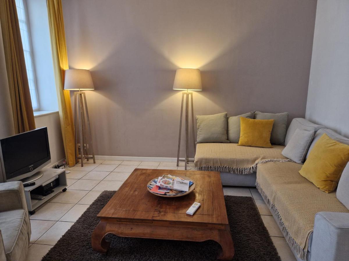 2 Pieces Dans Le Centre Avec Petite Terrasse 3*** Apartment Marsilia Exterior foto
