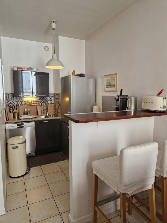 2 Pieces Dans Le Centre Avec Petite Terrasse 3*** Apartment Marsilia Exterior foto